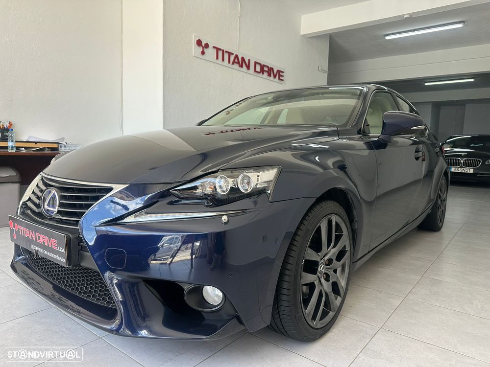 Lexus IS 300 - 2
