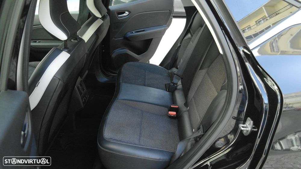 Renault Captur 1.0 TCe Techno - 17