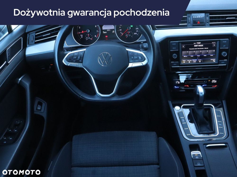 Volkswagen Passat - 9