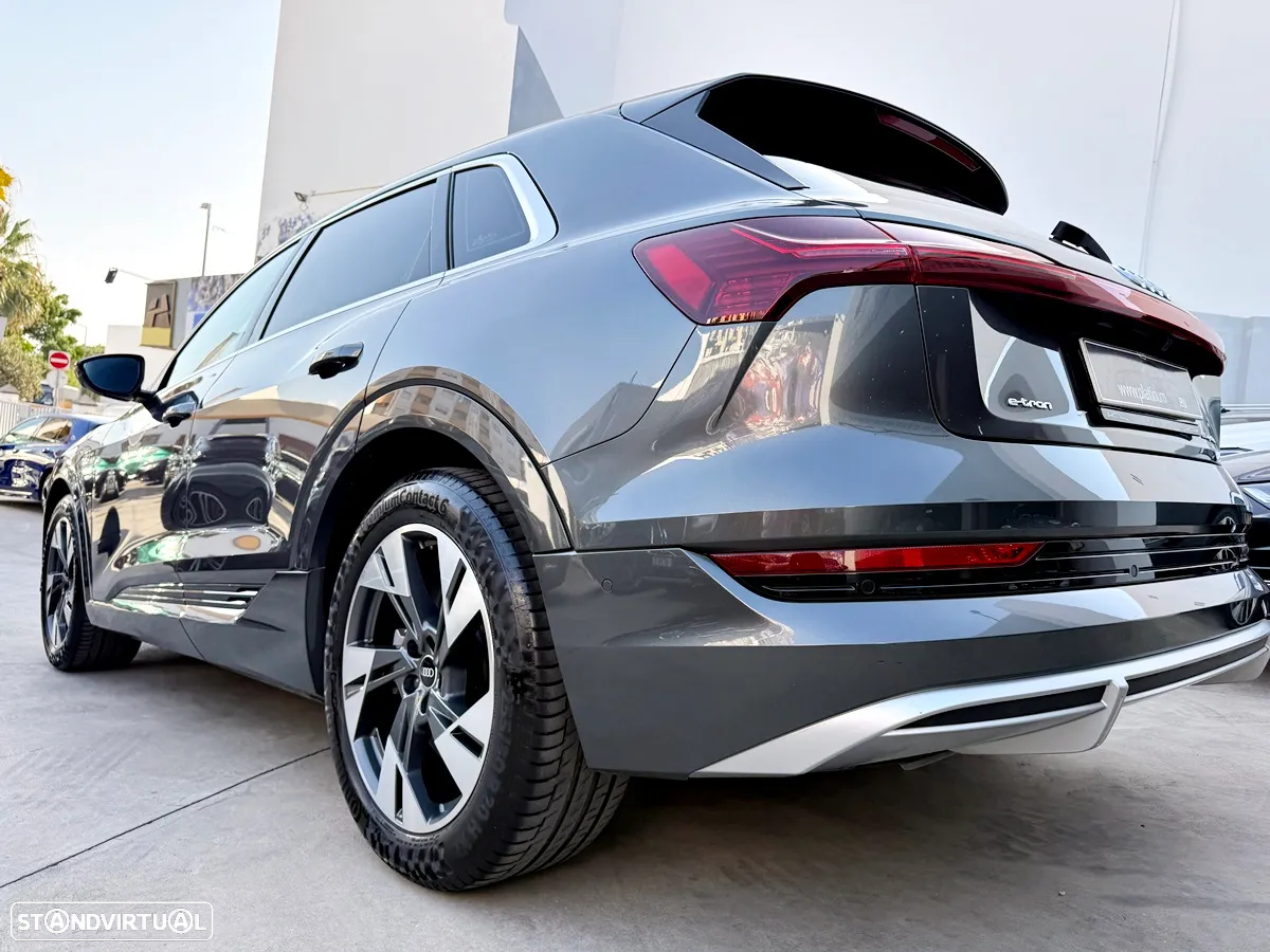 Audi e-tron 55 quattro S line - 47