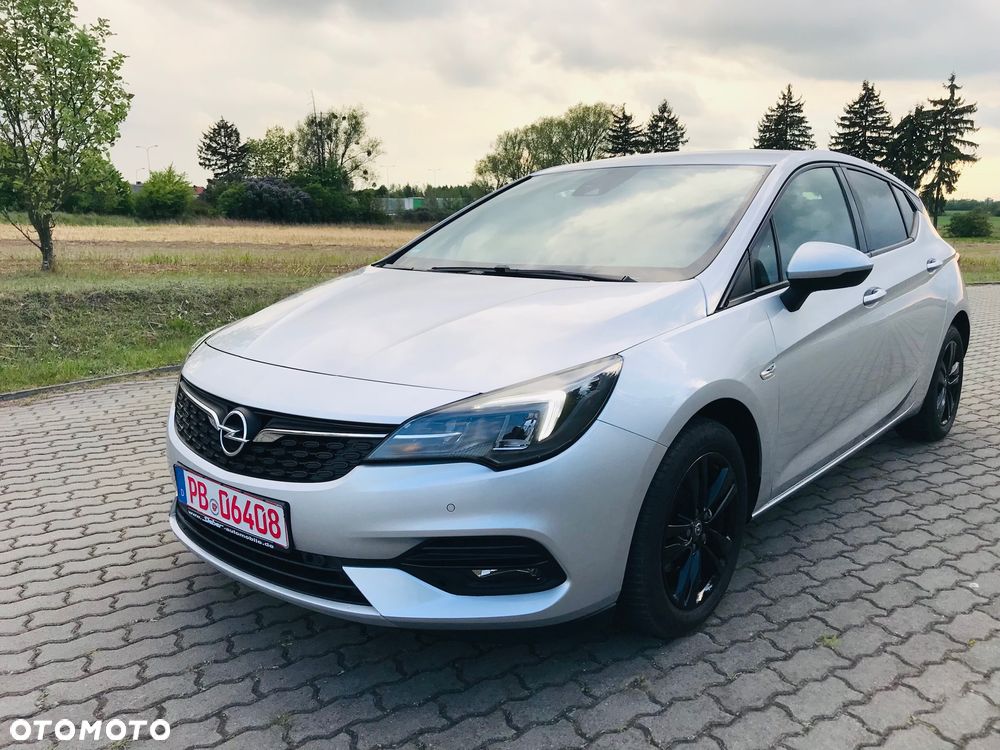 Opel Astra 1.2 Turbo Start/Stop Design&Tech - 2