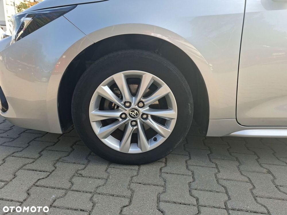 Toyota Corolla 1.8 Hybrid Comfort - 19