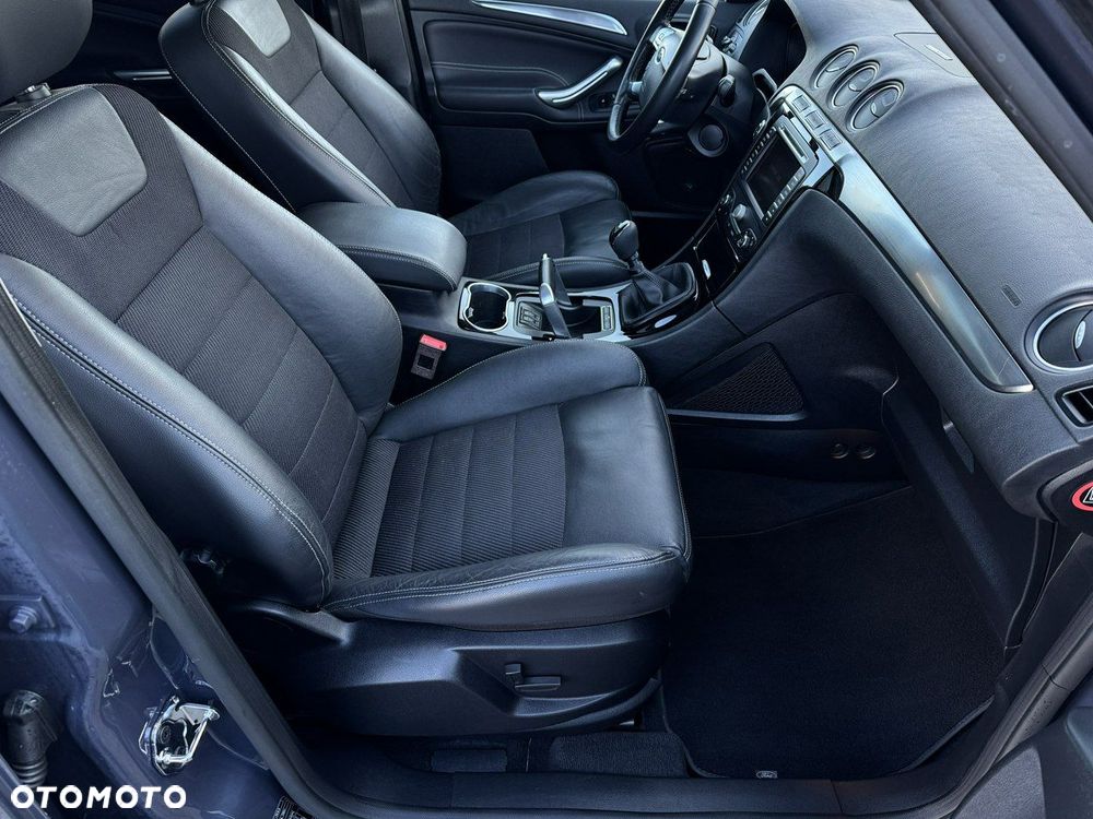 Ford S-Max 2.0 TDCi DPF Titanium X - 20