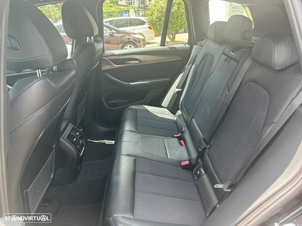 BMW X3 30 e xDrive Pack M - 26