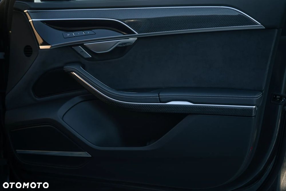 Audi A8 - 16