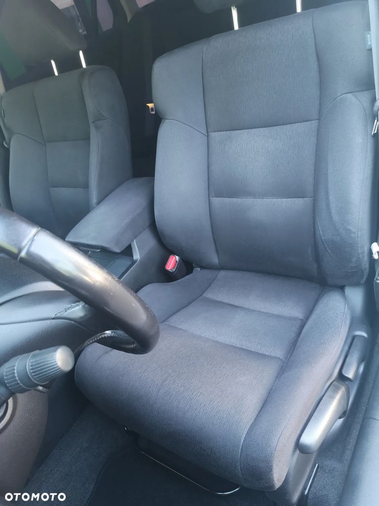 Honda Accord 2.0 Lifestyle - 23
