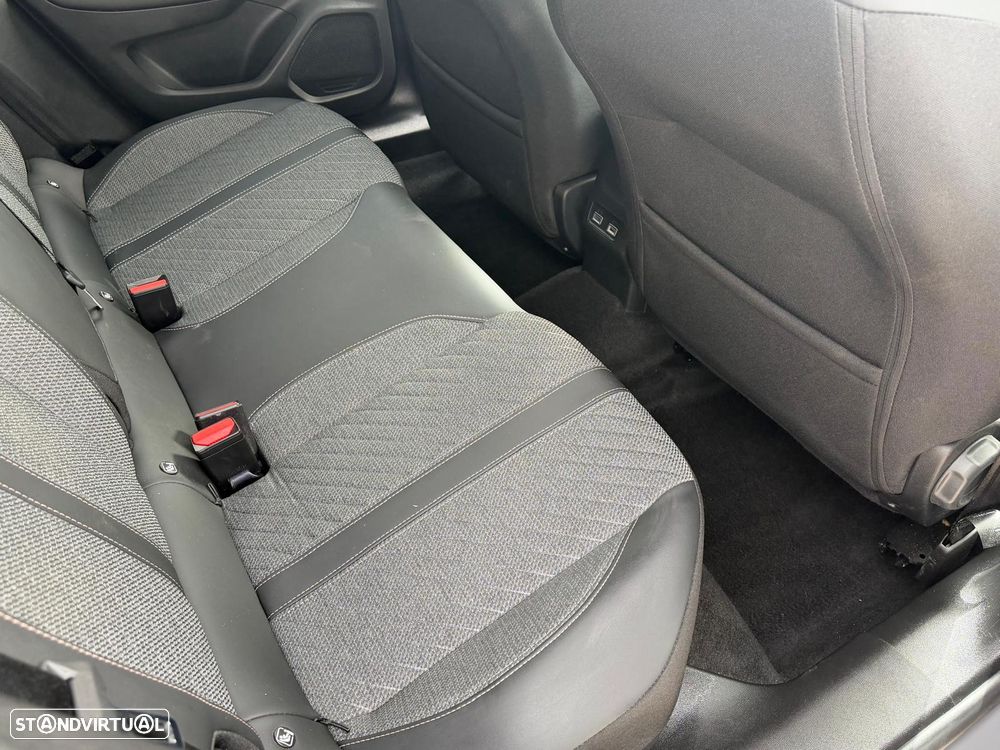 Peugeot 2008 Hybrid 145 e-DSC Allure - 11