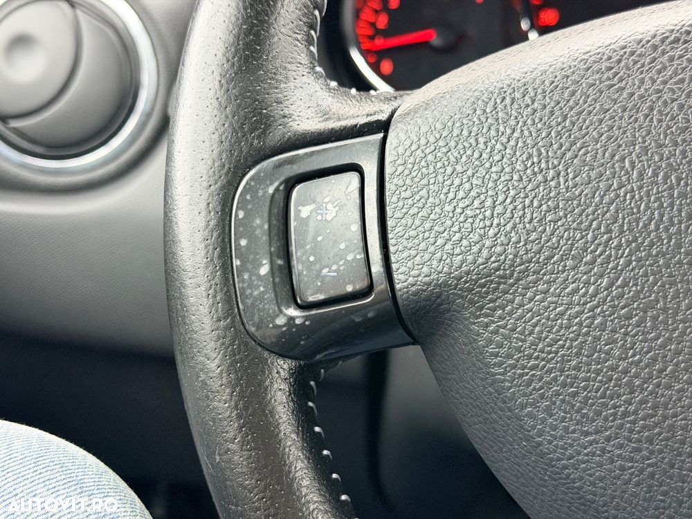 Dacia Duster 1.6 4x2 Ambiance - 27