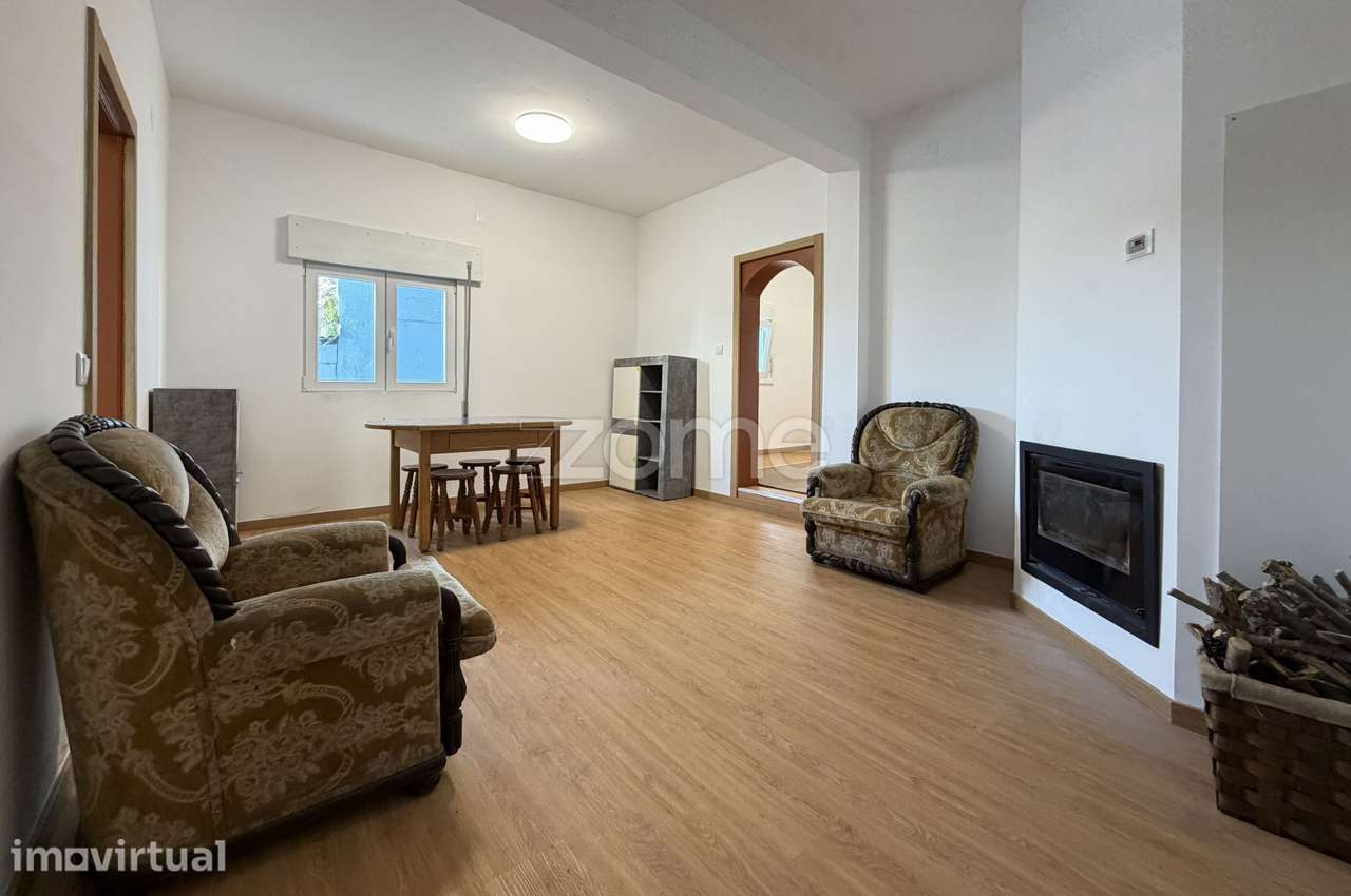 Casa Raiz – Andar Moradia em Frechas, junto ao rio, Mirandela.