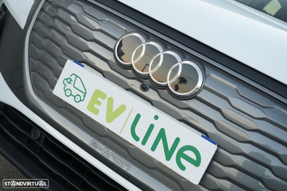 Audi Q4 e-tron 40 82 kWH - 16