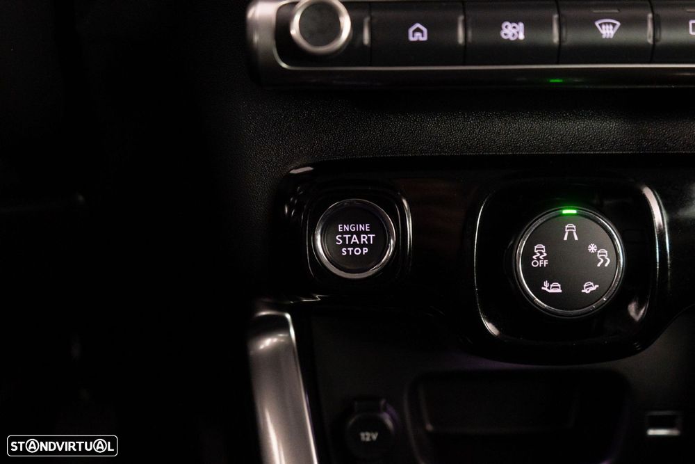 Citroën C3 Aircross 1.2 PureTech Shine Pack - 26