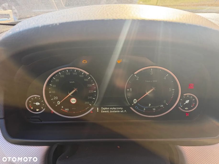 BMW Seria 5 530d Sport-Aut - 22