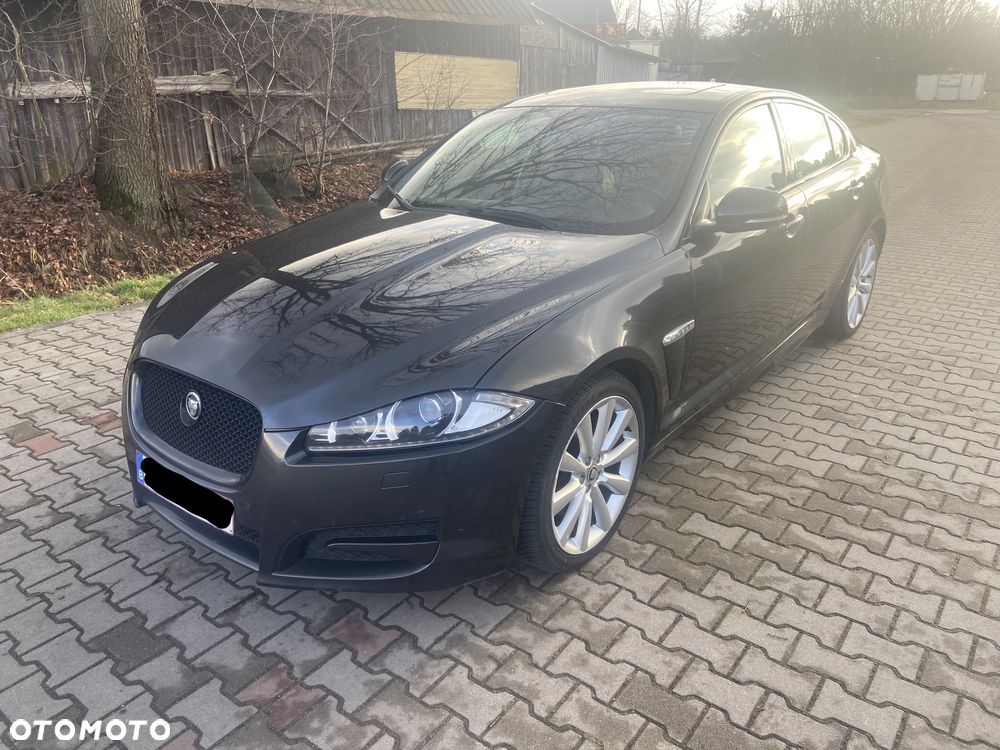 Jaguar XF 2.2 D Luxury - 2
