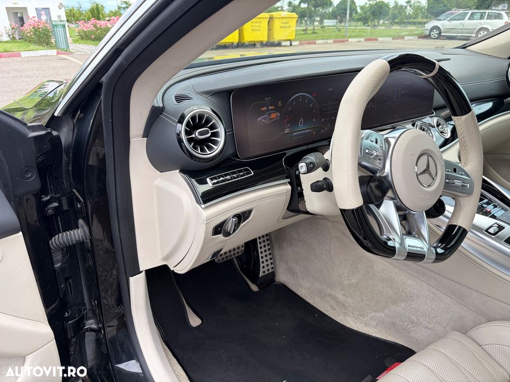 Mercedes-Benz AMG GT 4-door Coupe 63 S 4Matic+ - 17