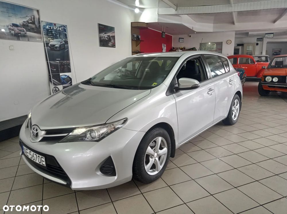 Toyota Auris 1.33 VVT-i Active - 1