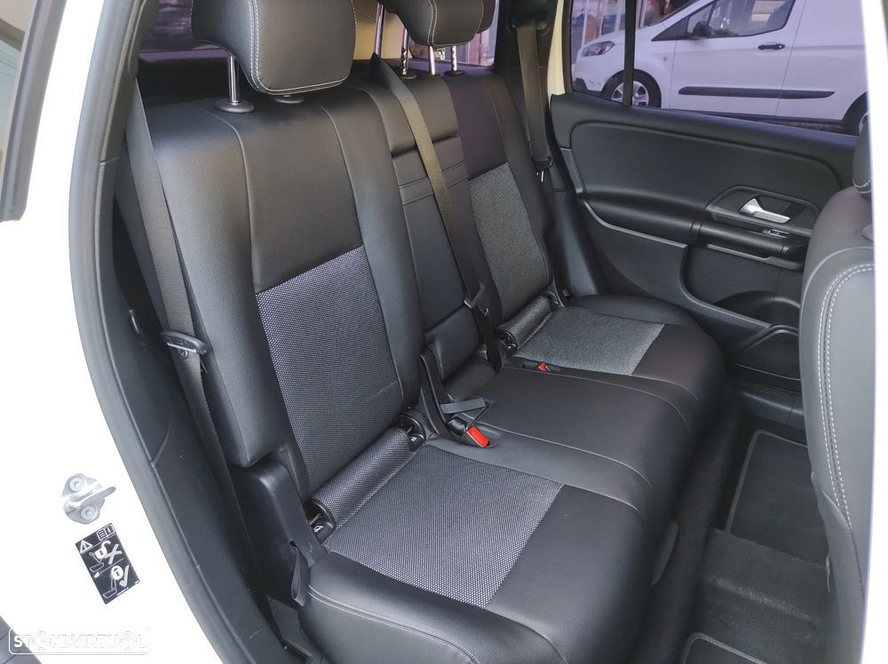 Mercedes-Benz GLB 200 - 17
