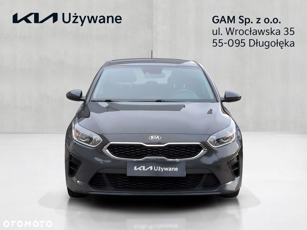 Kia Ceed - 8