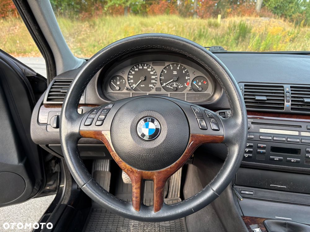 BMW Seria 3 318i - 22