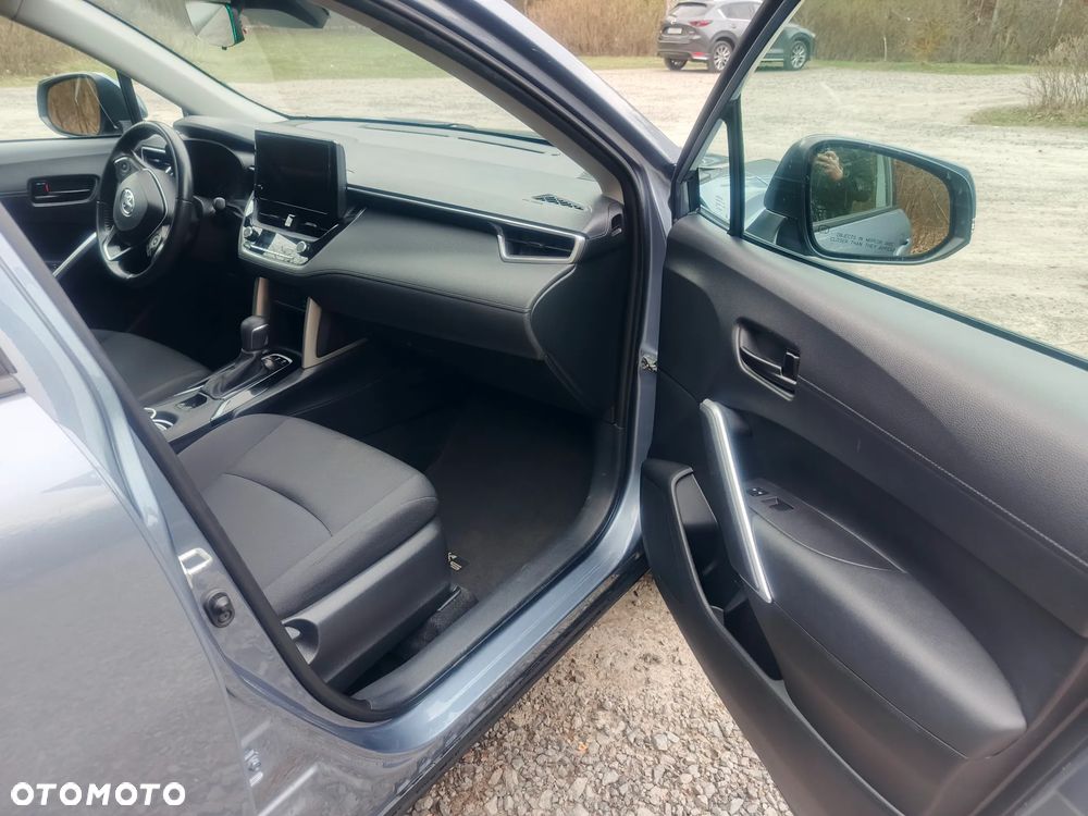 Toyota Corolla Cross - 22
