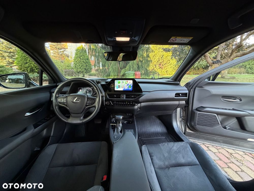 Lexus UX 250h GPF Business 2WD - 9