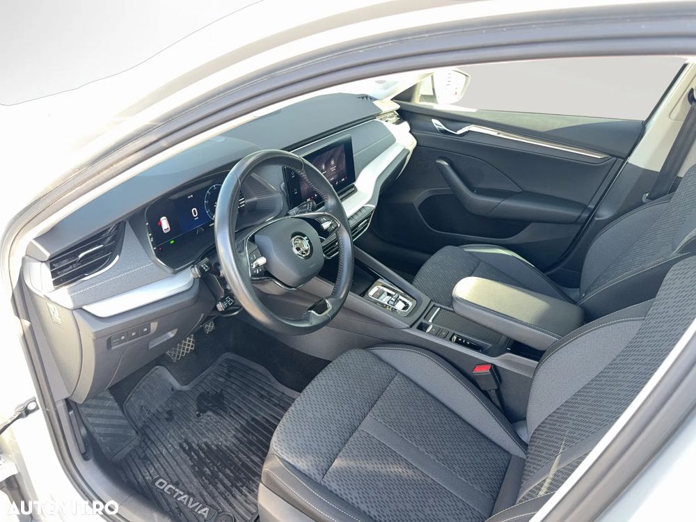 Skoda Octavia 2.0 TDI DSG Style - 9