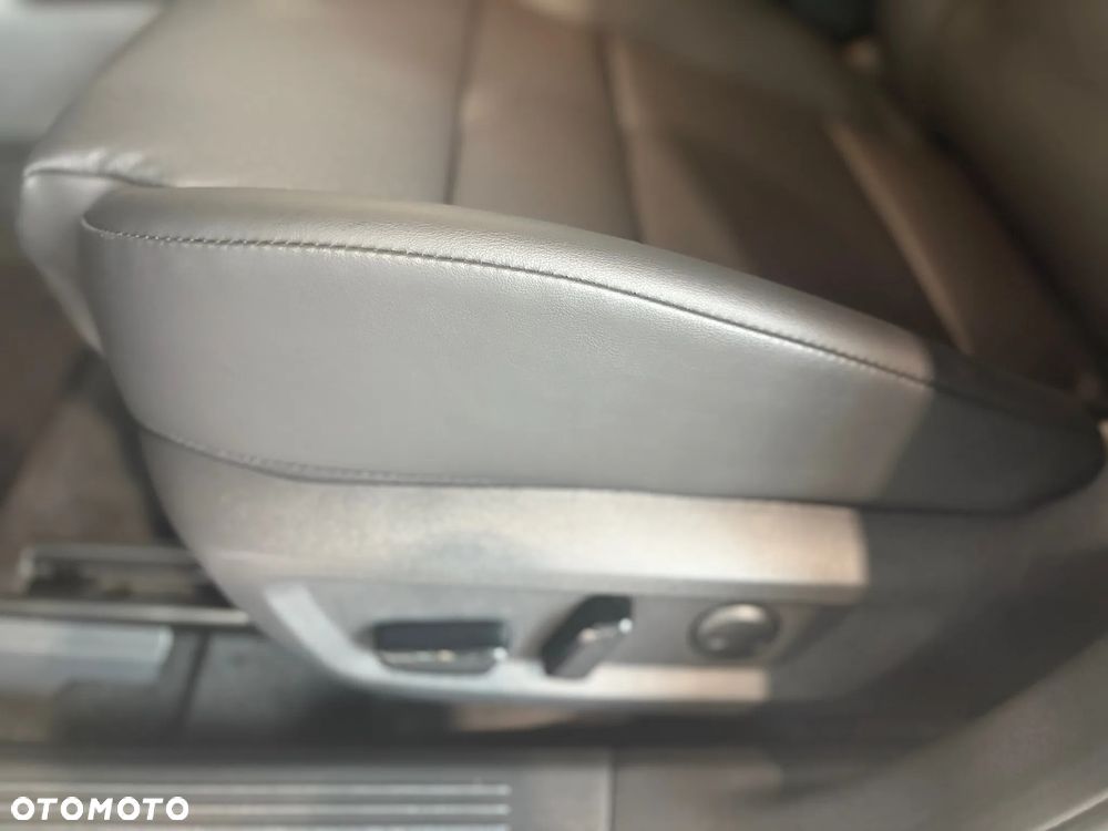 Nissan X-Trail 1.5 VC-T e-POWER N-Connecta e-4ORCE - 18