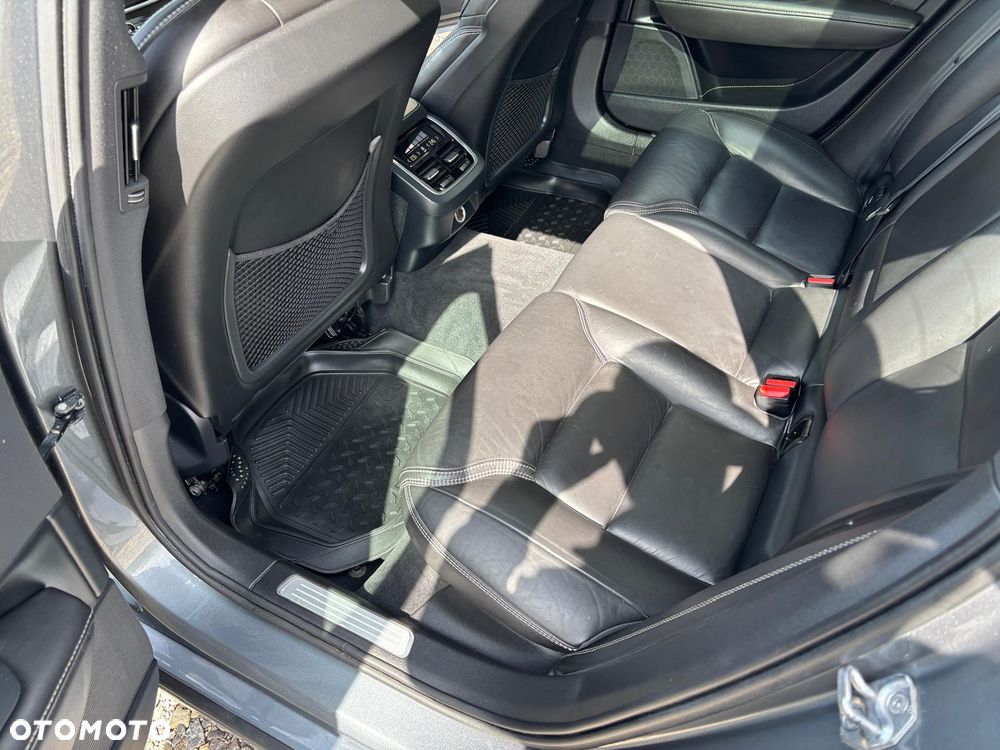 Volvo V90 D5 AWD Inscription - 12