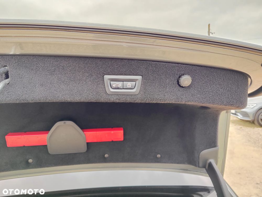 BMW Seria 7 740d xDrive sport - 20