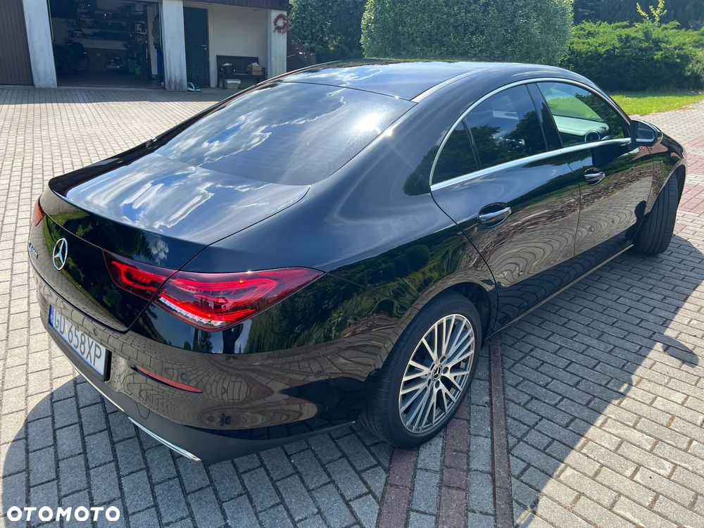 Mercedes-Benz CLA 180 Progressive 7G-DCT - 23