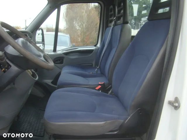 Iveco DAILY 35 C 12 3.5T 4.50M 3.5T NA HAKU - 24