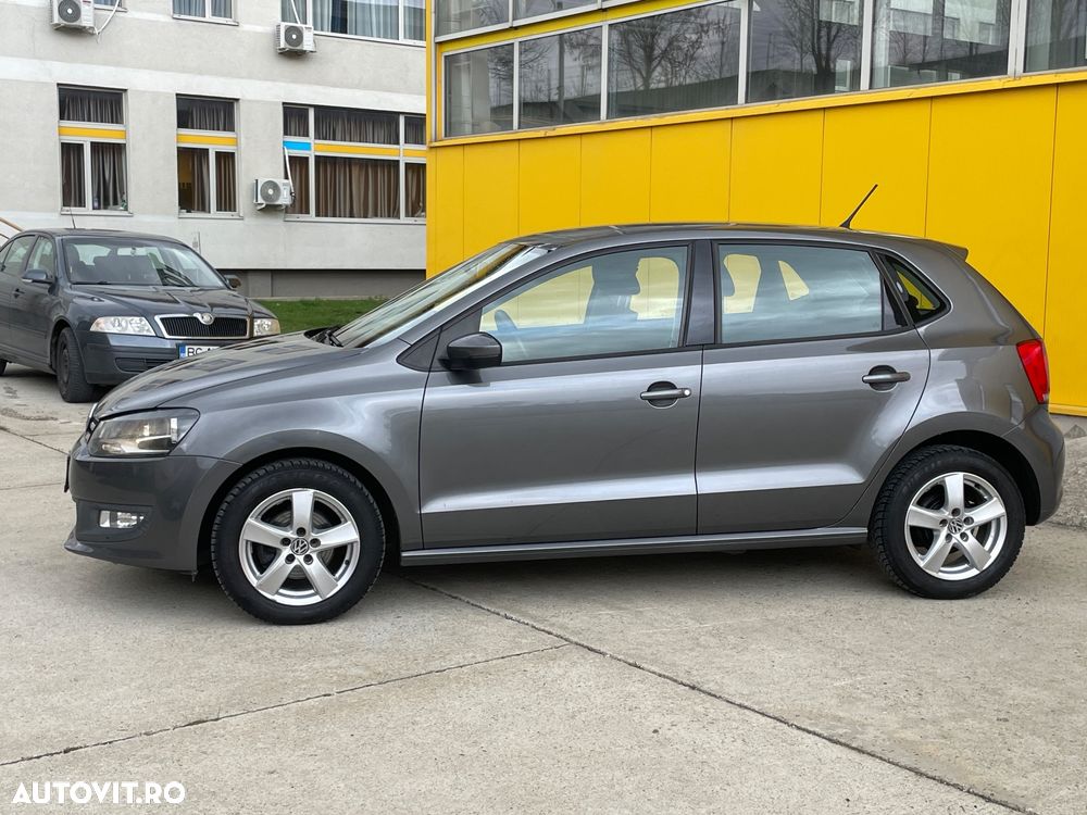 Volkswagen Polo 1.2 Blue Motion Technology Comfortline - 11