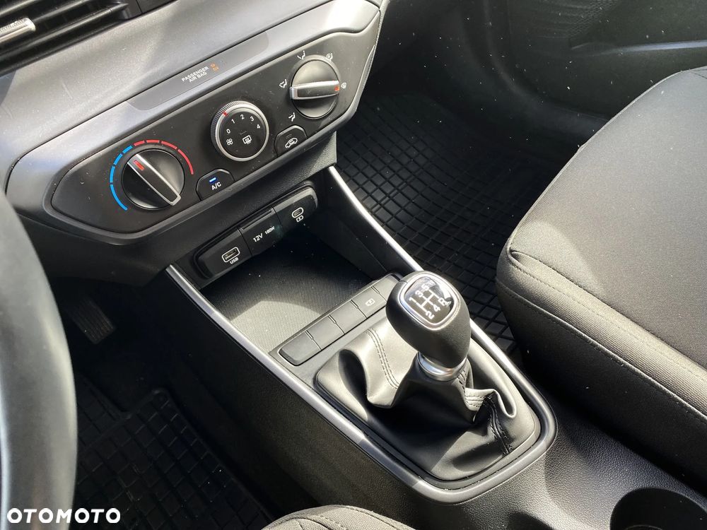 Hyundai i20 1.2 Modern - 18