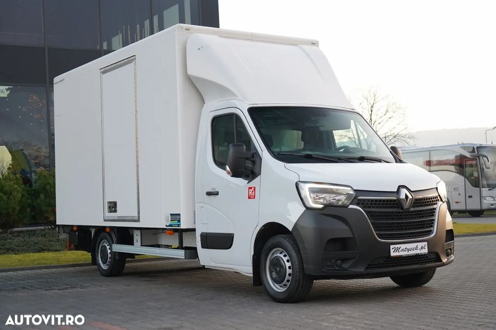 Renault MASTER / CONTAINER / LIFT - 750 KG / MTA: 3500 KG / 2023 / - 2