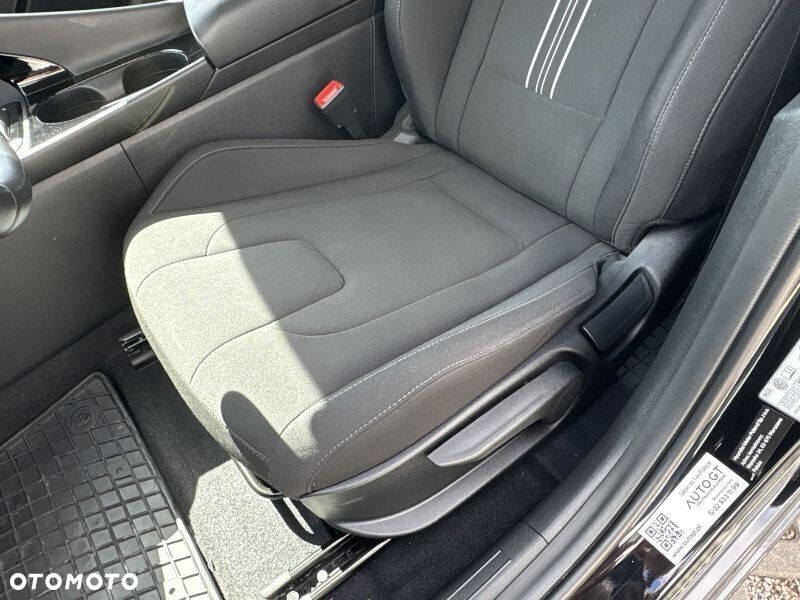 Hyundai Elantra 1.6 Smart CVT - 12