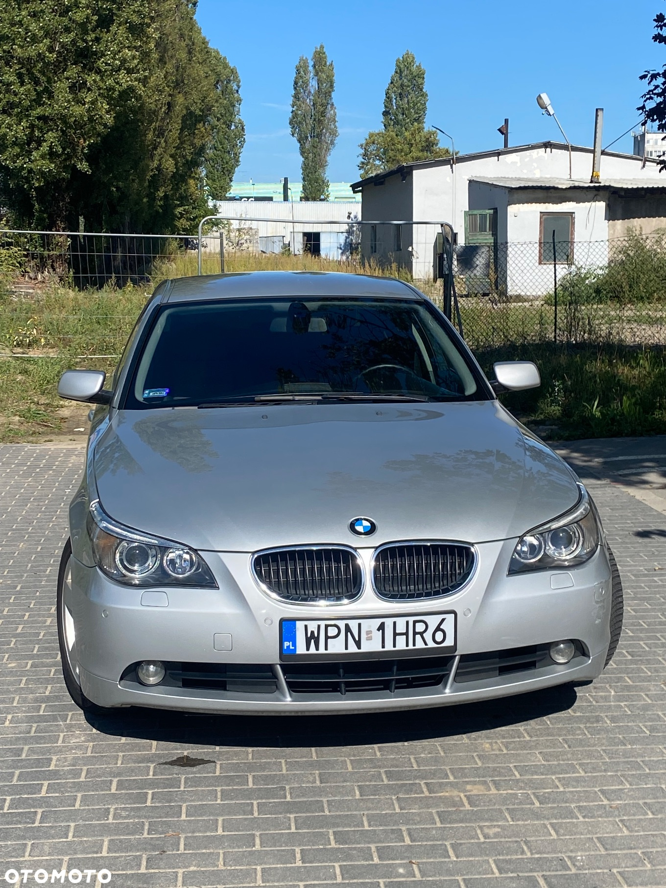 BMW Seria 5 525i - 4