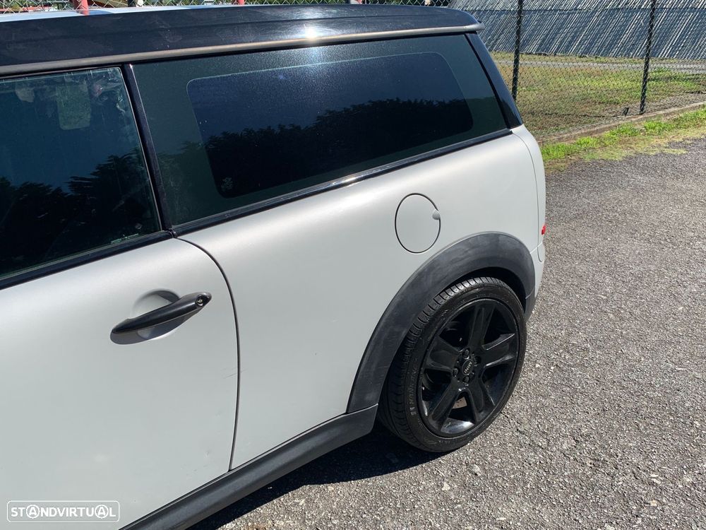 MINI Clubman Cooper D - 51