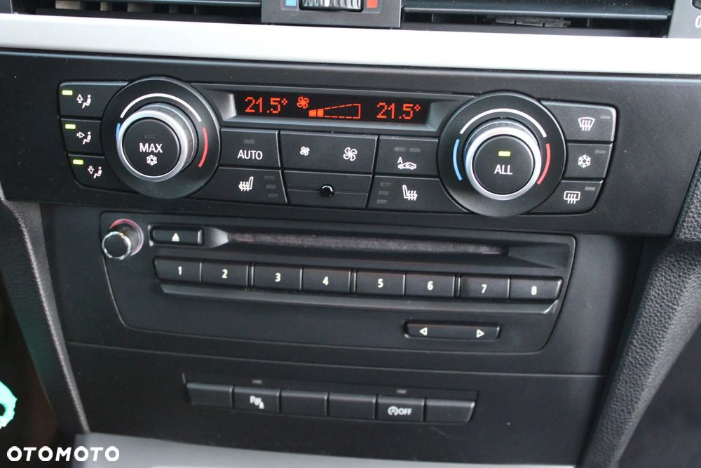 BMW Seria 3 318d - 18