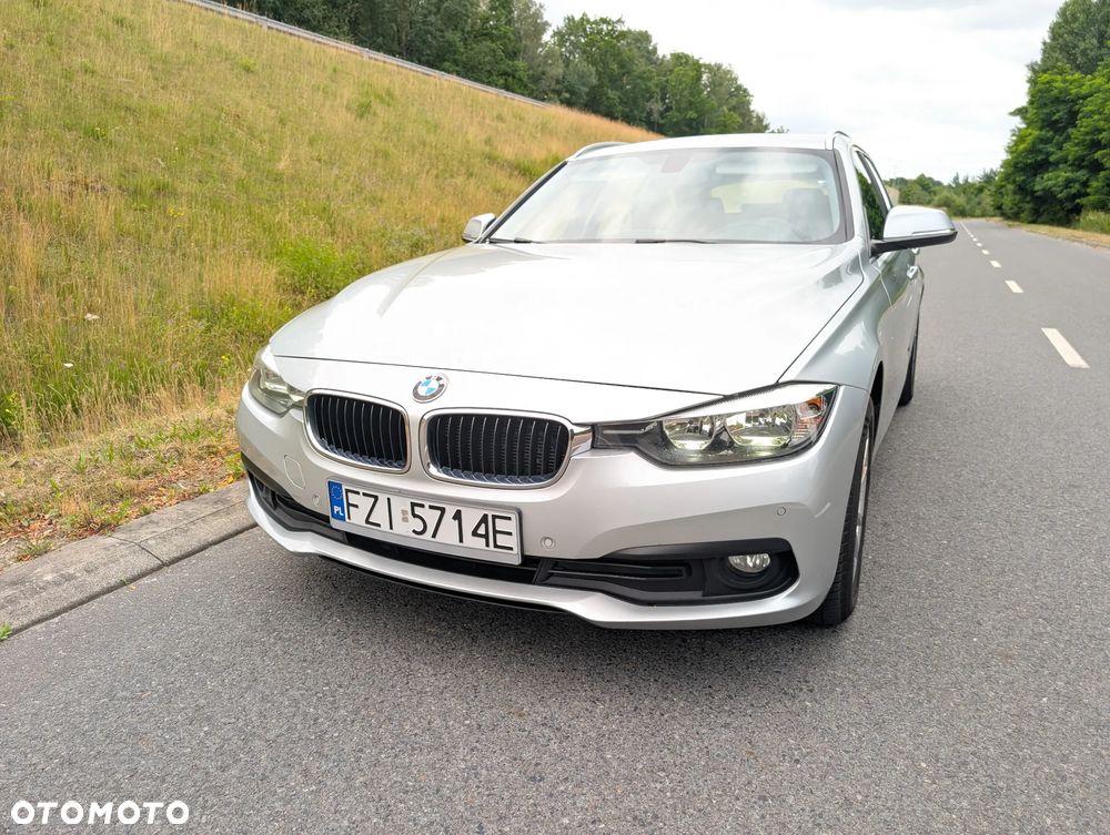 BMW Seria 3 318d xDrive Advantage - 14