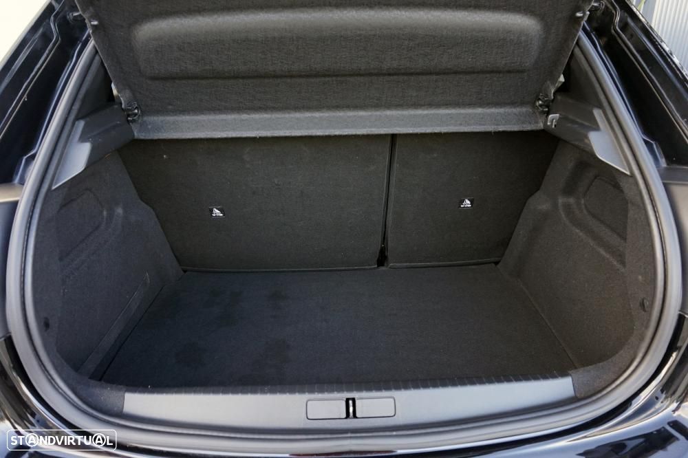 Peugeot 208 1.2 PureTech GT Line - 4