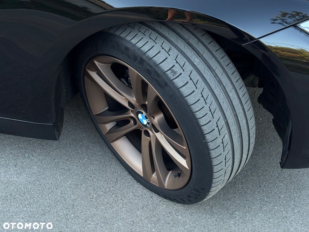 BMW Seria 3 320d Blue Performance Sport Line - 15