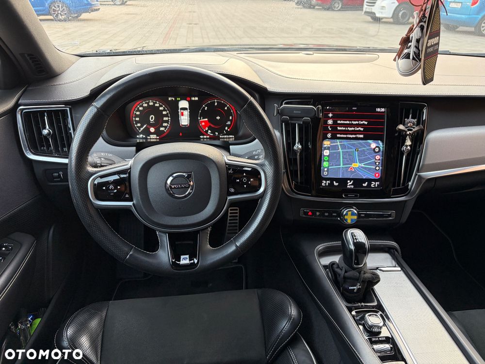 Volvo V90 D3 R-Design - 18