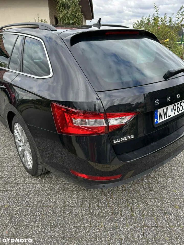 Skoda Superb 2.0 TDI SCR Ambition DSG - 8