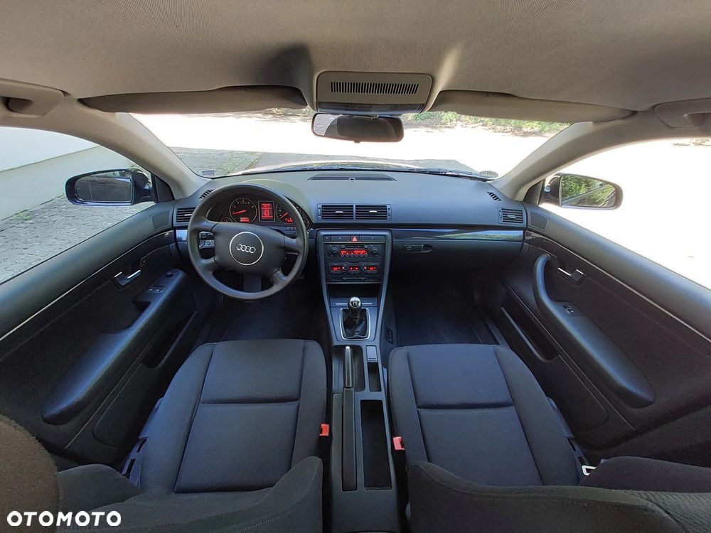 Audi A4 Limousine 2 - 29
