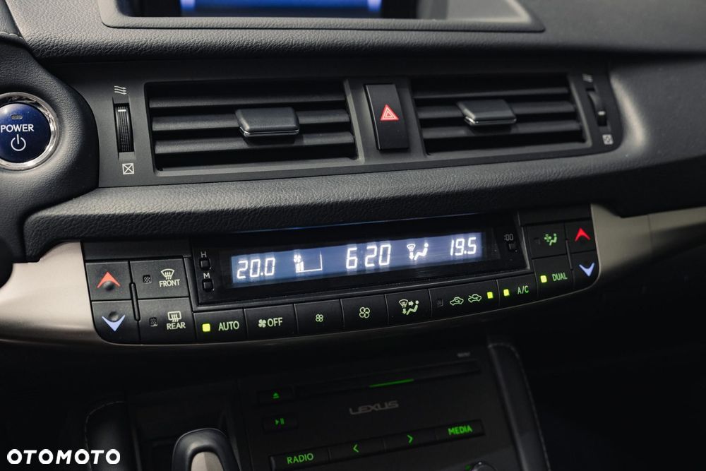 Lexus CT 200h Elegance - 23