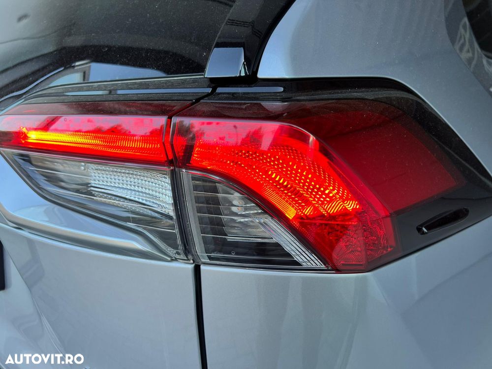 Toyota RAV4 2.5 VVT-iE 4x4 Luxury - 25