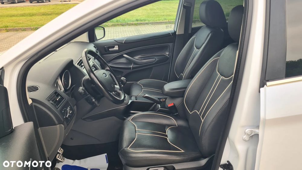 Ford Kuga 2.0 TDCi Titanium - 10