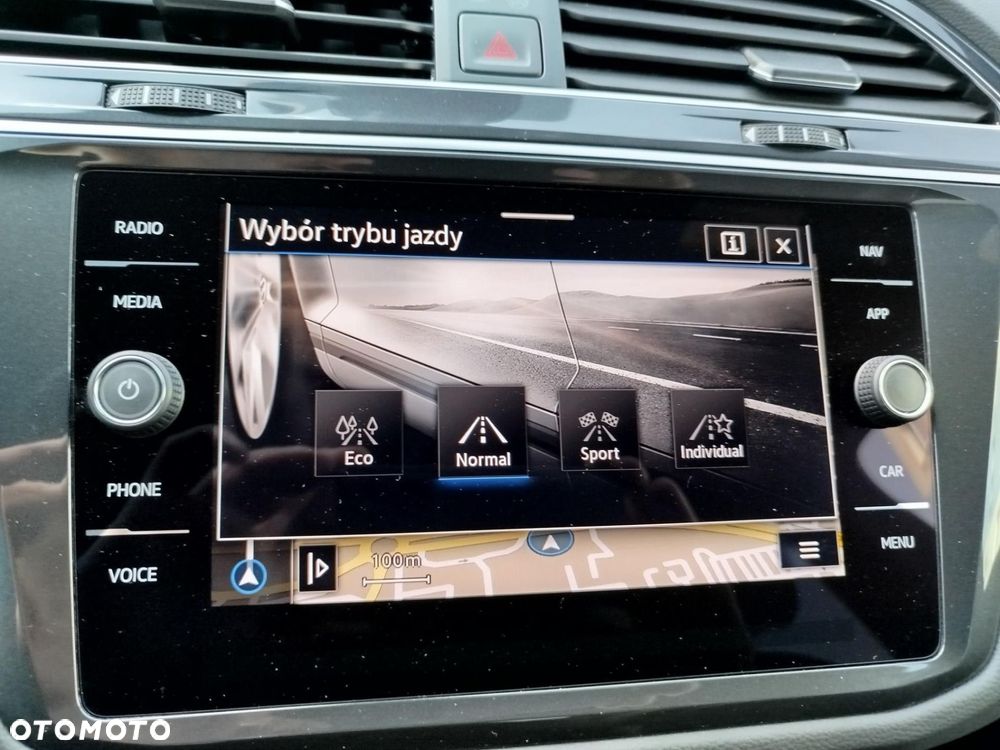 Volkswagen Tiguan 2.0 TDI SCR 4Mot R-Line DSG - 15
