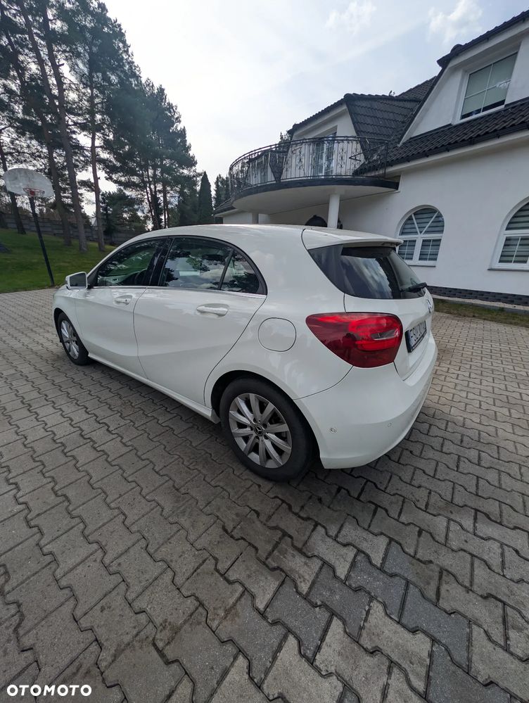 Mercedes-Benz Klasa A 180 7G-DCT - 4