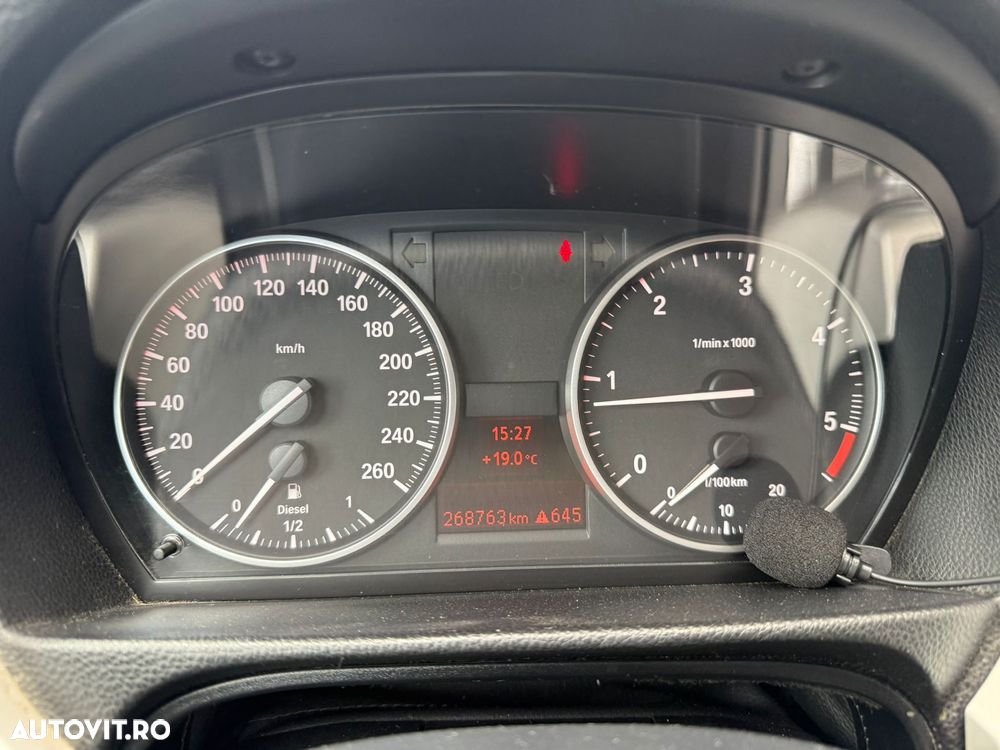 BMW Seria 3 318d - 16