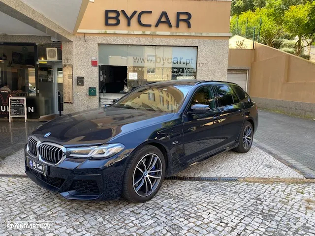 BMW 530 e Pack Desportivo M - 55